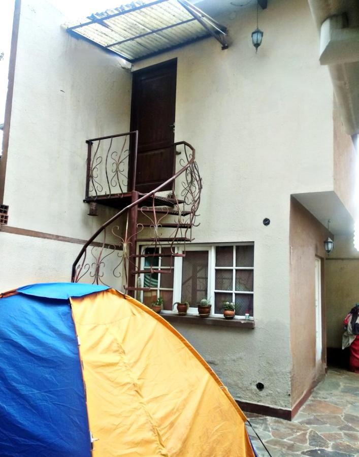 Residencial Moroni - Alojamiento En Cochabamba Bed and Breakfast Εξωτερικό φωτογραφία